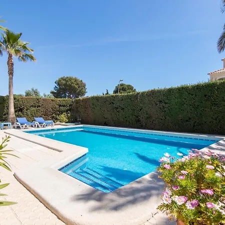 Charming One-floor With Private Pool In Balcones *