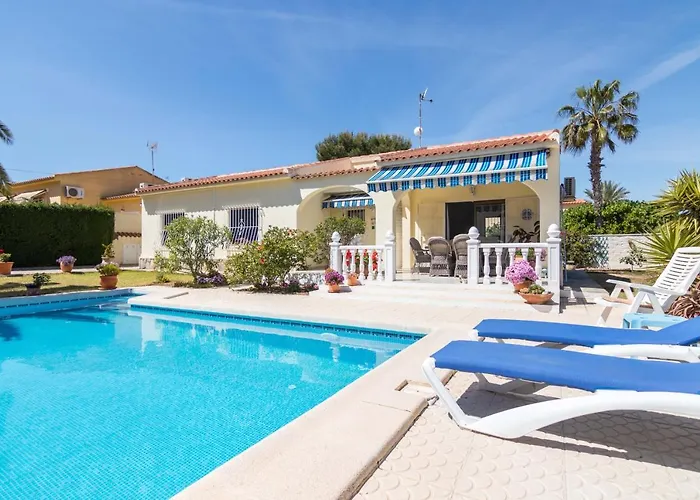 Charming One-floor With Private Pool In Balcones 别墅 *